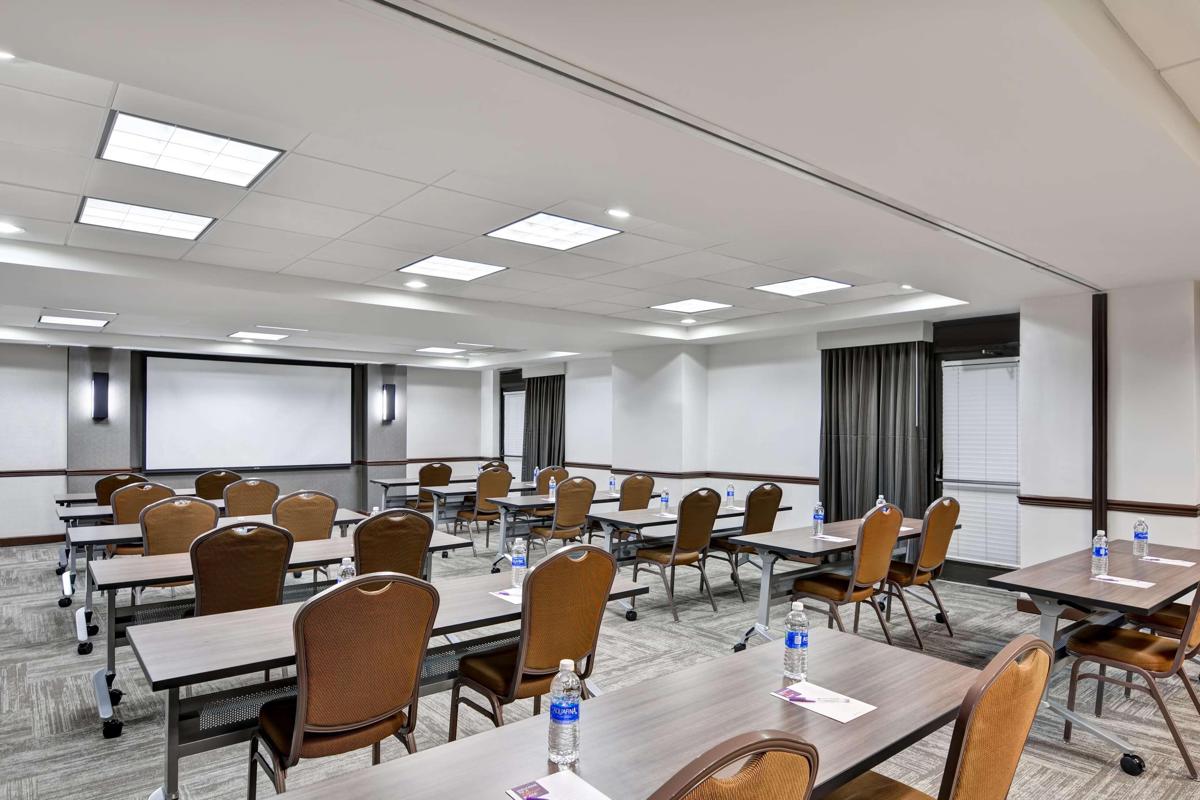 Hyatt Place Birmingham/Hoover Exterior photo